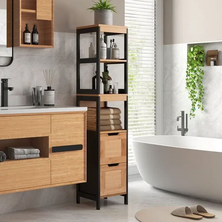 Organizador de baño en madera con estantes y cajones, ideal para almacenamiento de toallas y productos de cuidado personal.