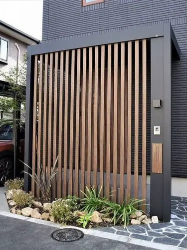 revestimiento-de-madera-para-exteriores-en-fachada